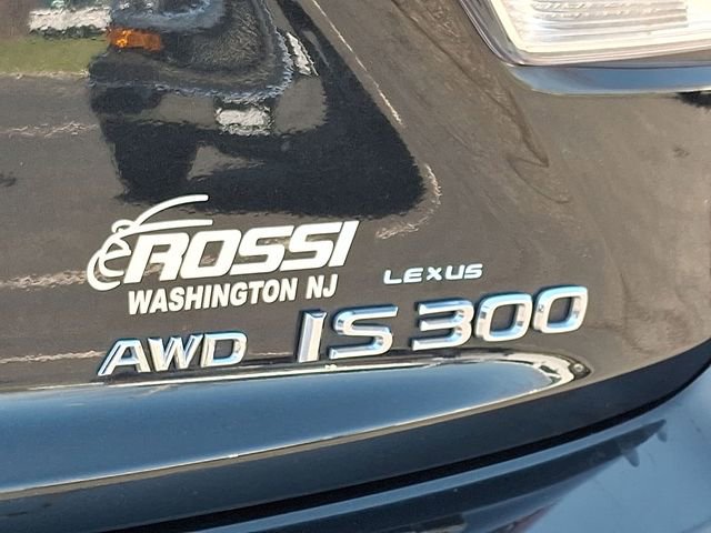 Used 2018 Lexus IS 300 AWD w/ Comfort Package image 31