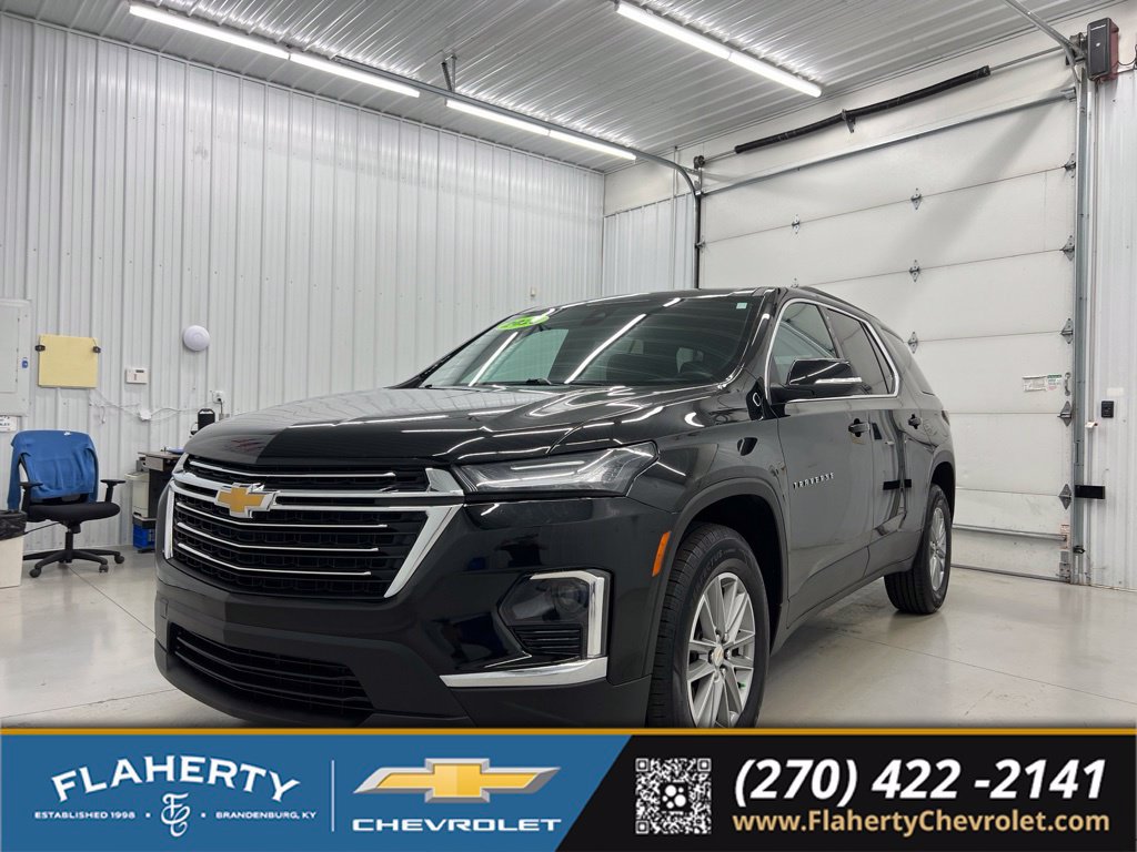 Used 2023 Chevrolet Traverse LT FWD image 6