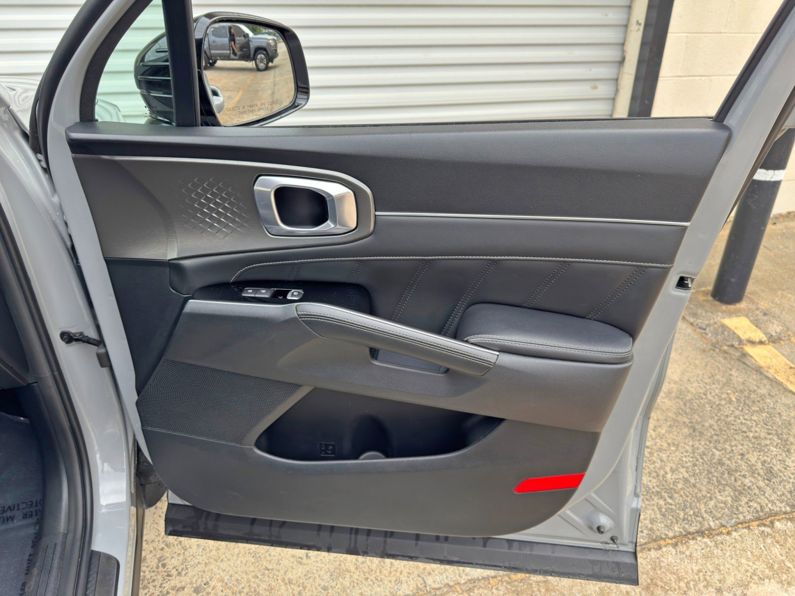 Used 2022 Kia Sorento SX FWD image 43