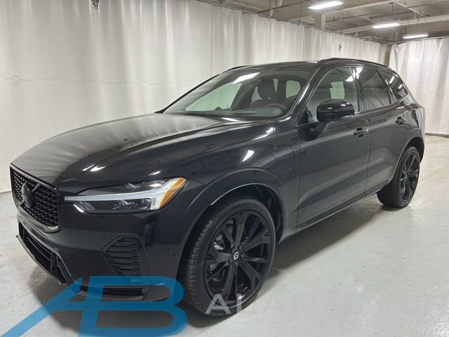 Certified 2025 Volvo XC60 T8 Ultra image 1
