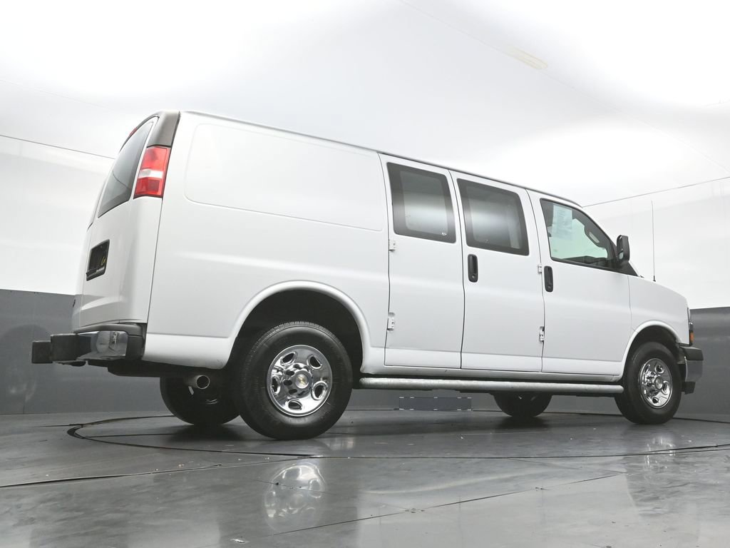 Used 2024 Chevrolet Express 2500 w/ Driver Convenience Package image 39