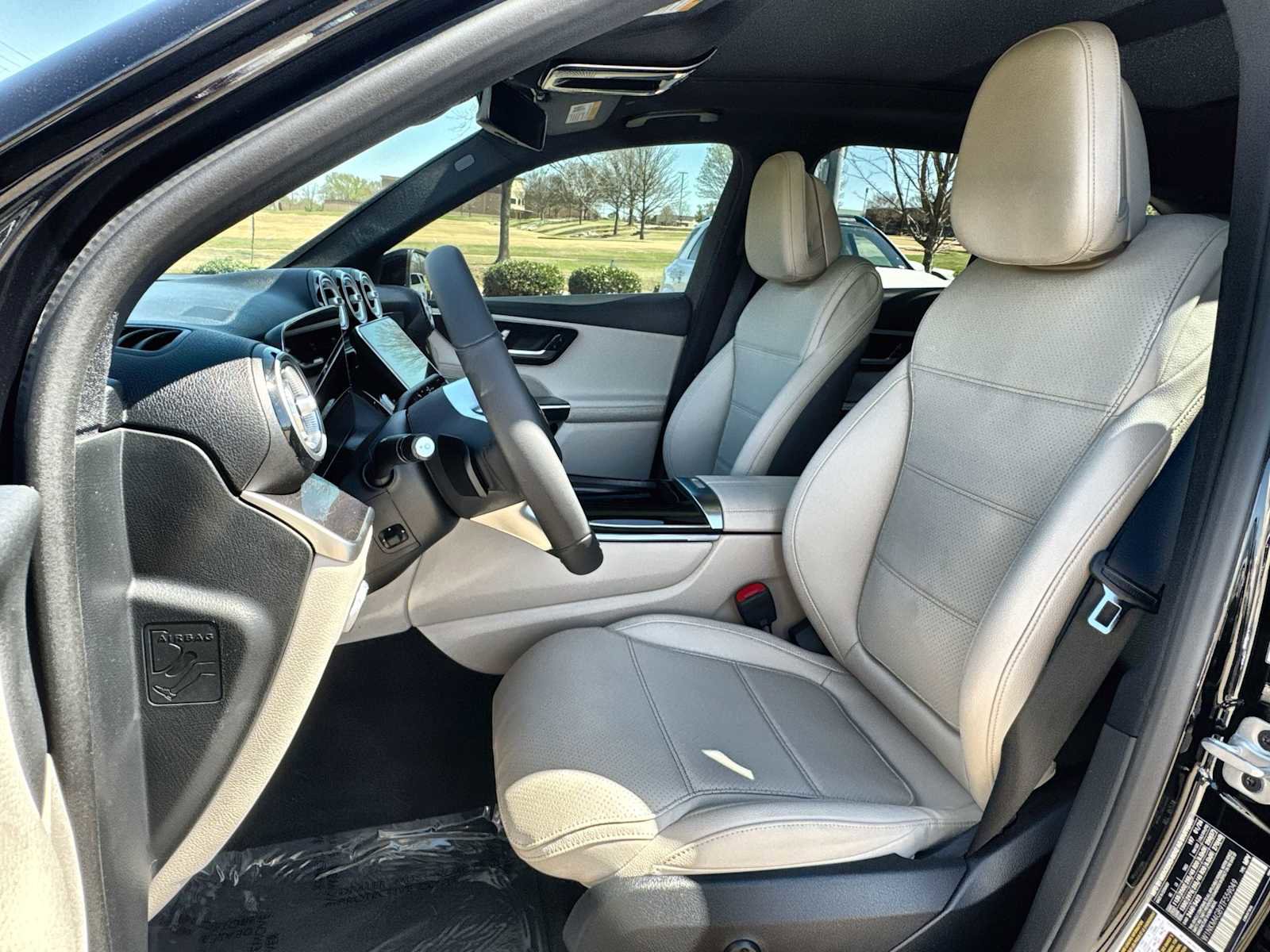 New 2026 Mercedes-Benz GLC 300 image 3