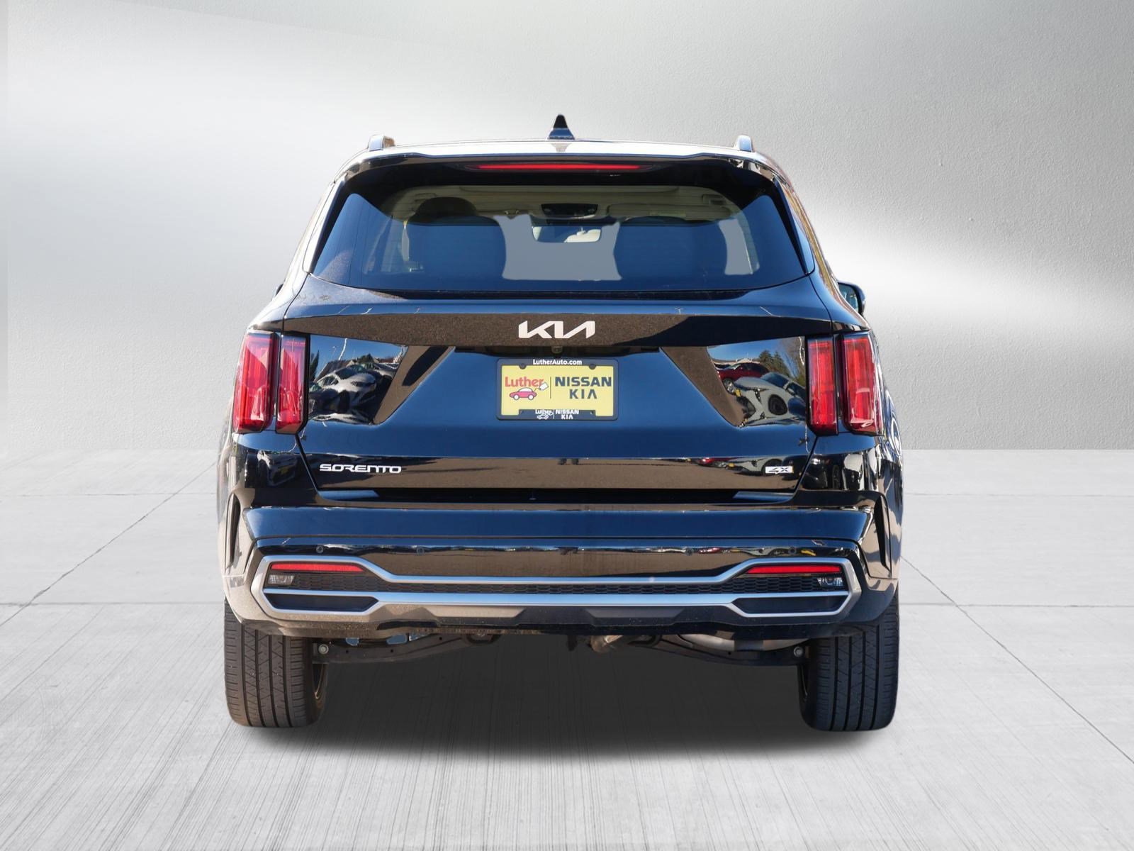 Certified 2023 Kia Sorento SX image 6