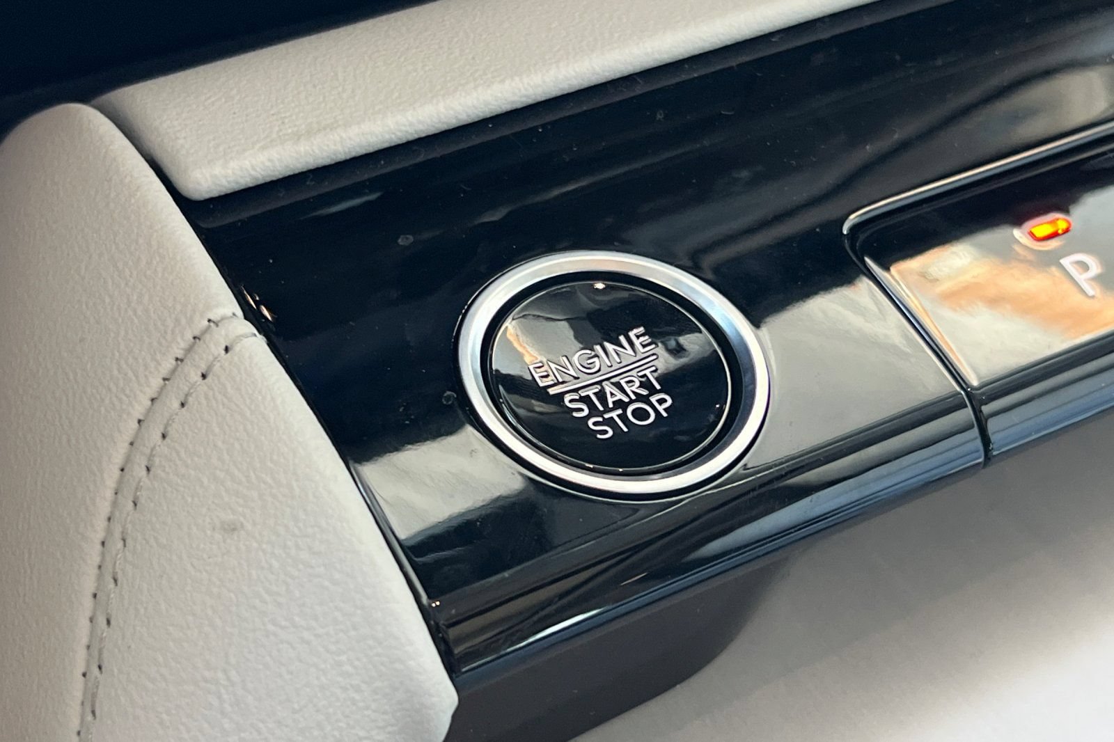 New 2026 Lincoln Navigator L Reserve AWD/4WD image 21