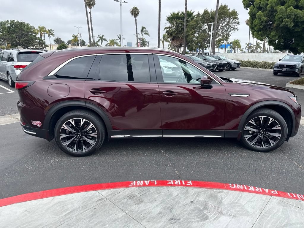 Used 2024 MAZDA CX-90 Plug-In Hybrid w/ Premium Plus AWD/4WD image 31