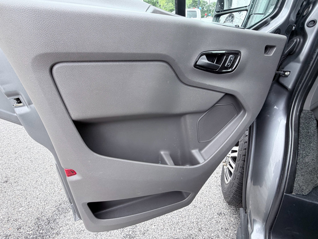 Used 2022 Ford Transit 150 Low Roof AWD image 35