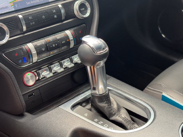 Used 2022 Ford Mustang GT Premium w/ Ford Safe & Smart Package RWD image 17