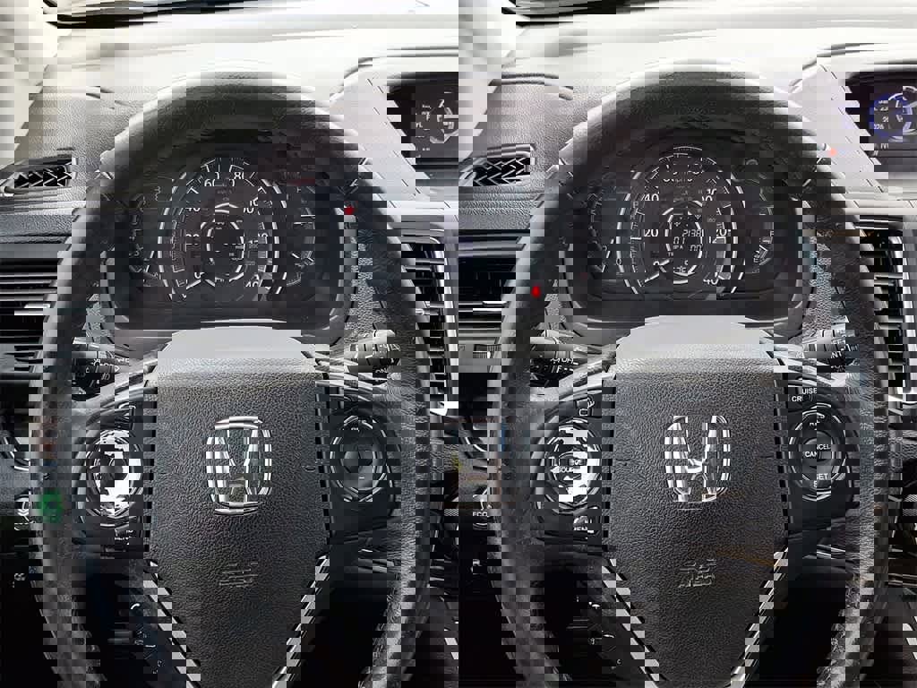Used 2015 Honda CR-V EX-L image 18