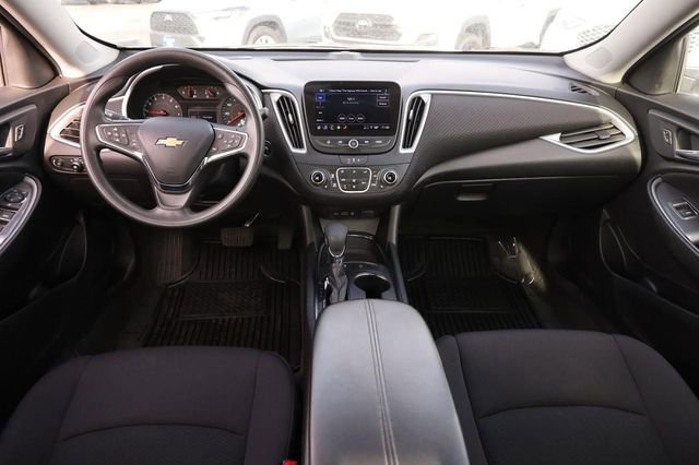 Used 2024 Chevrolet Malibu LT image 19