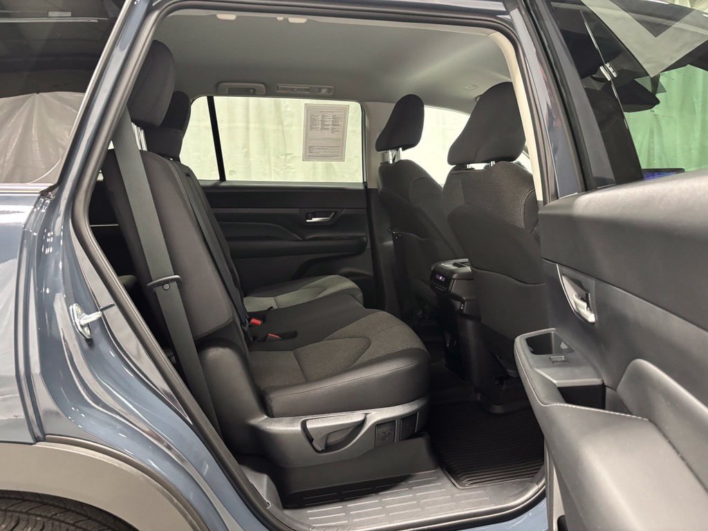 Used 2026 Toyota Grand Highlander AWD image 55