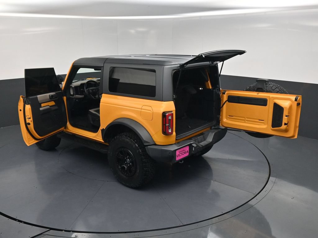 Used 2021 Ford Bronco Wildtrak AWD/4WD image 18