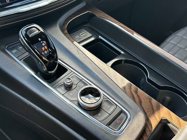 Certified 2024 Cadillac Escalade Sport Platinum w/ LPO, ONYX Package AWD/4WD image 31