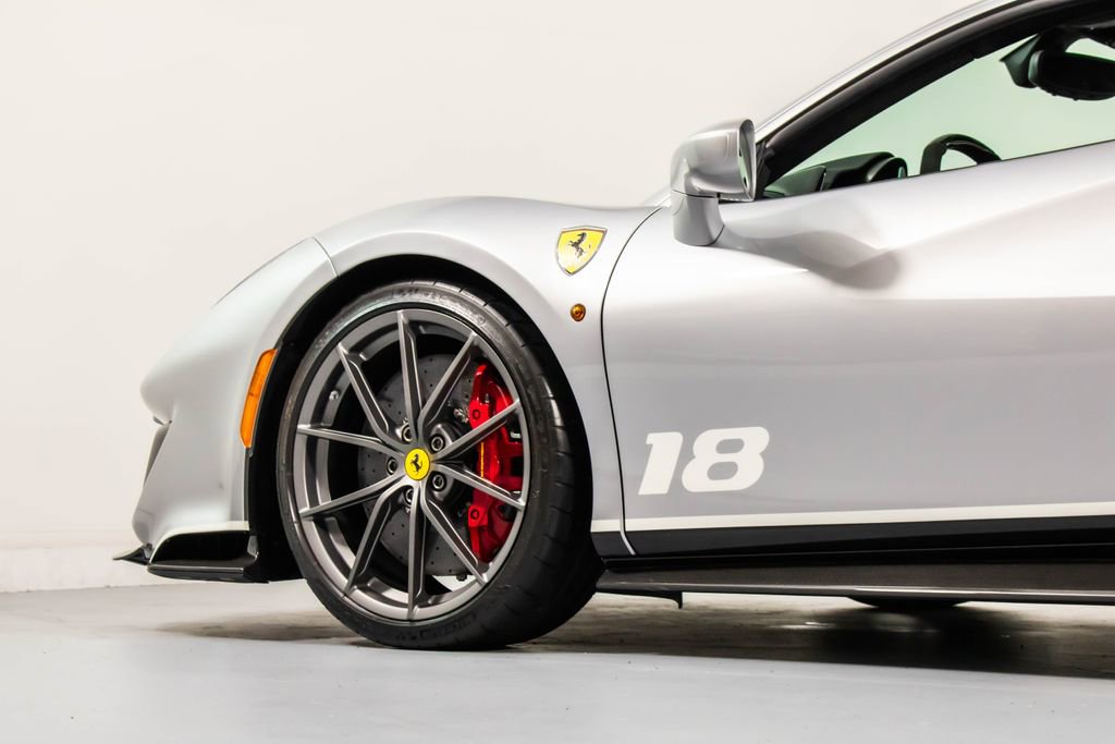 Used 2020 Ferrari 488 Pista Base image 22