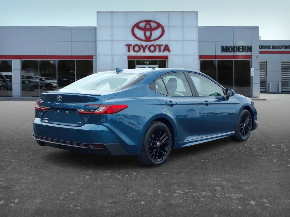 Certified 2025 Toyota Camry SE image 6