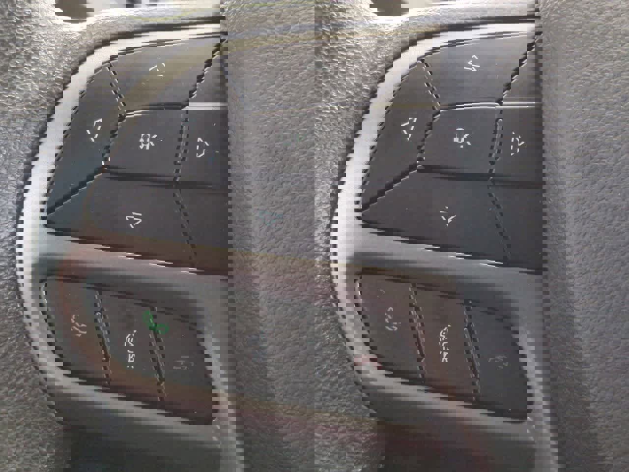 Used 2020 Jeep Cherokee Latitude image 24