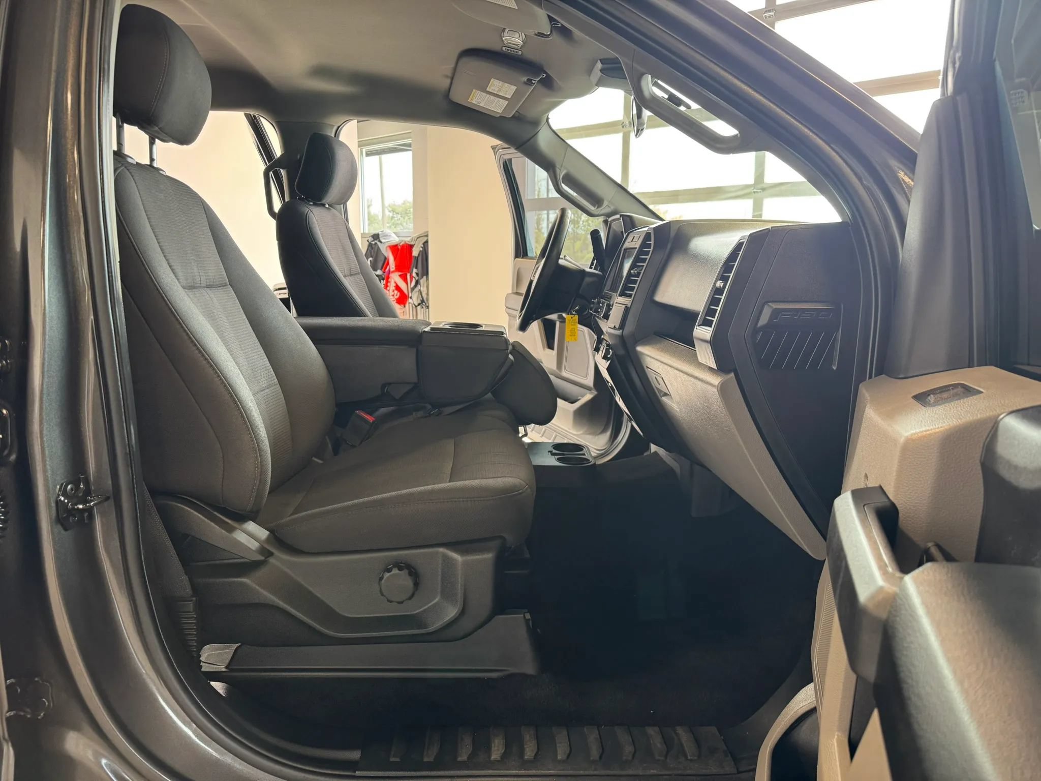 Used 2019 Ford F150 XL w/ Equipment Group 101A Mid AWD/4WD image 26