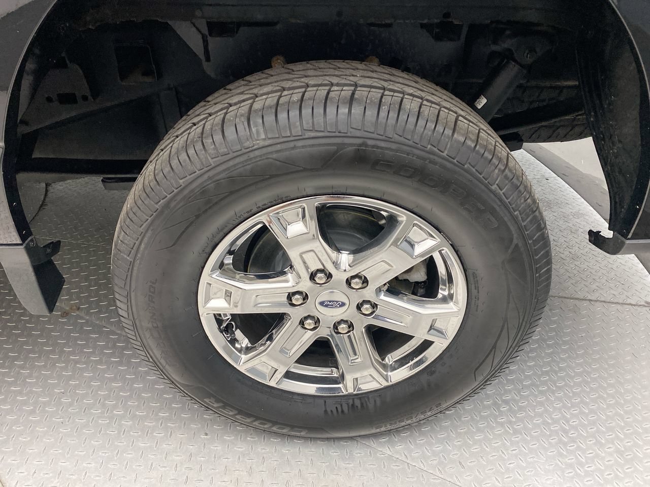 Used 2023 Ford F150 XLT w/ Equipment Group 302A High AWD/4WD image 10