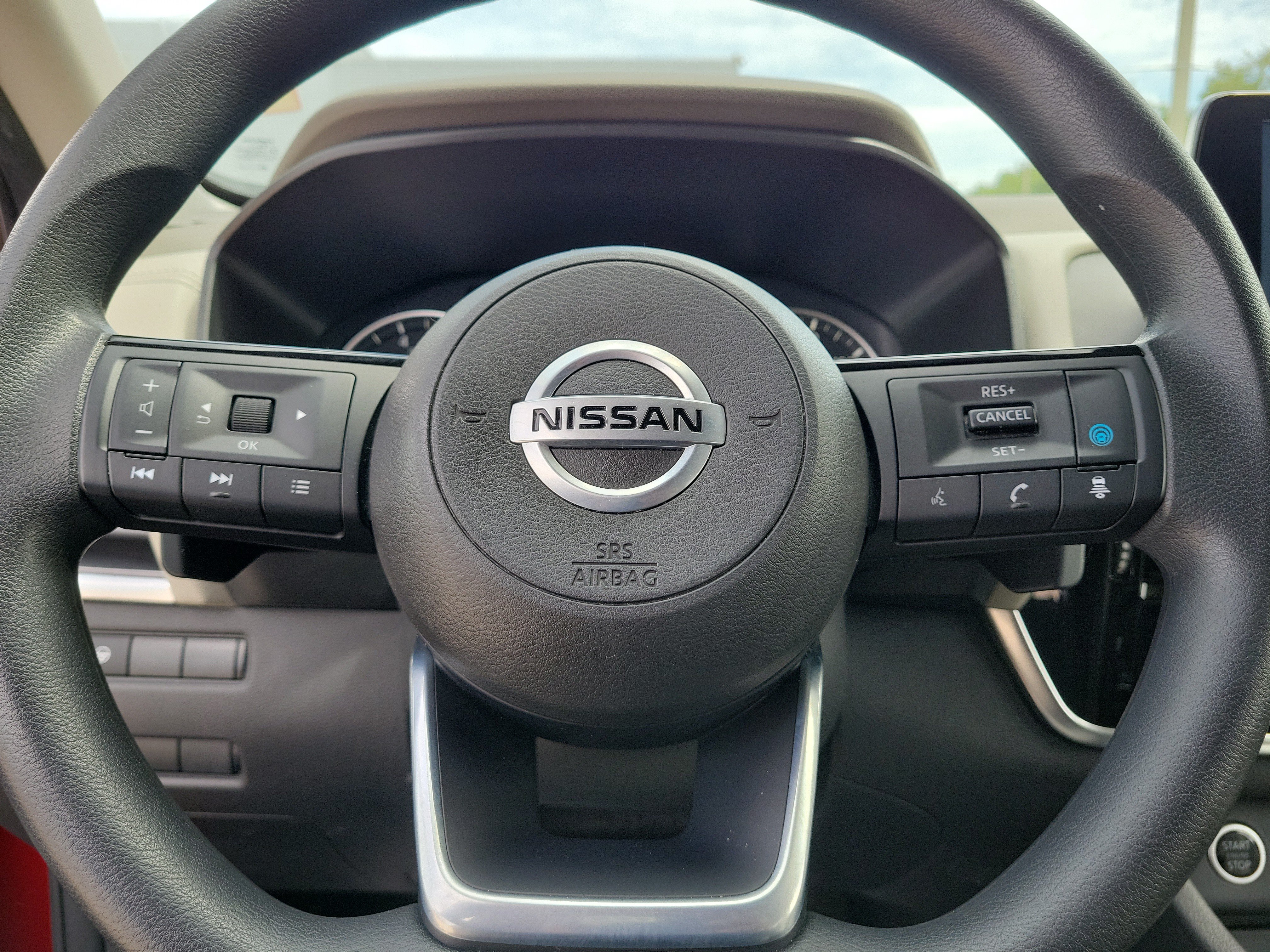 Certified 2021 Nissan Rogue SV FWD image 22