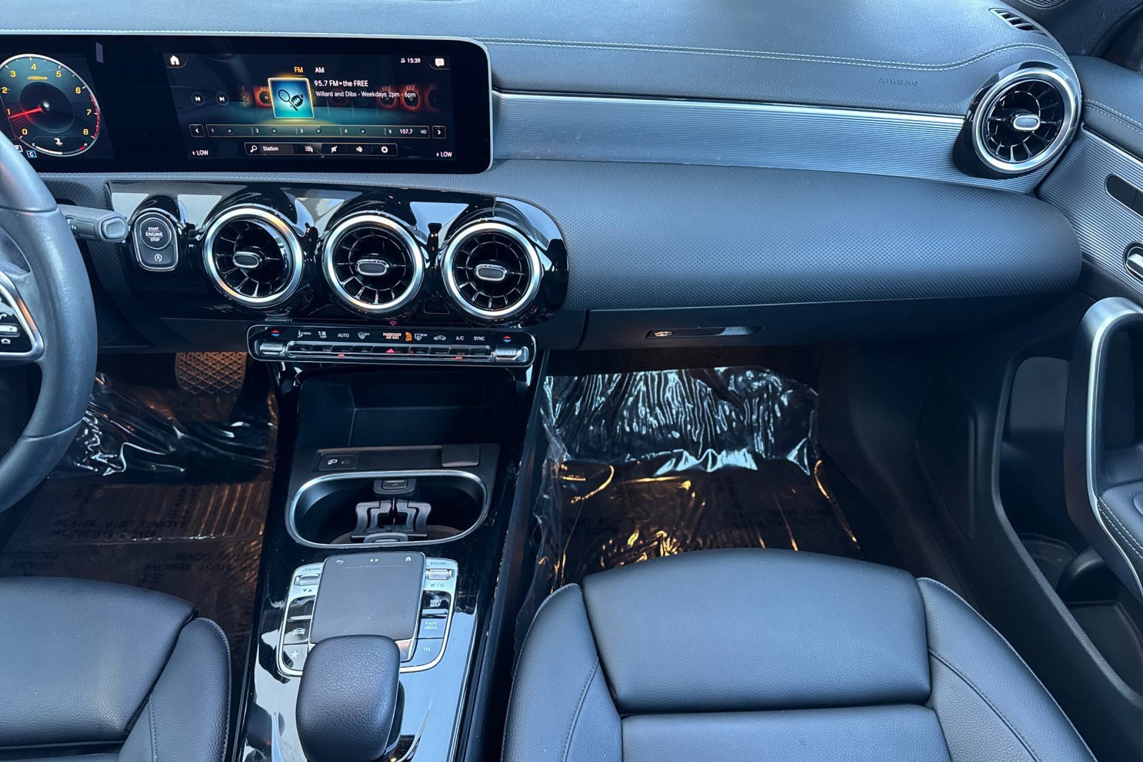 Used 2020 Mercedes-Benz CLA 250 image 30
