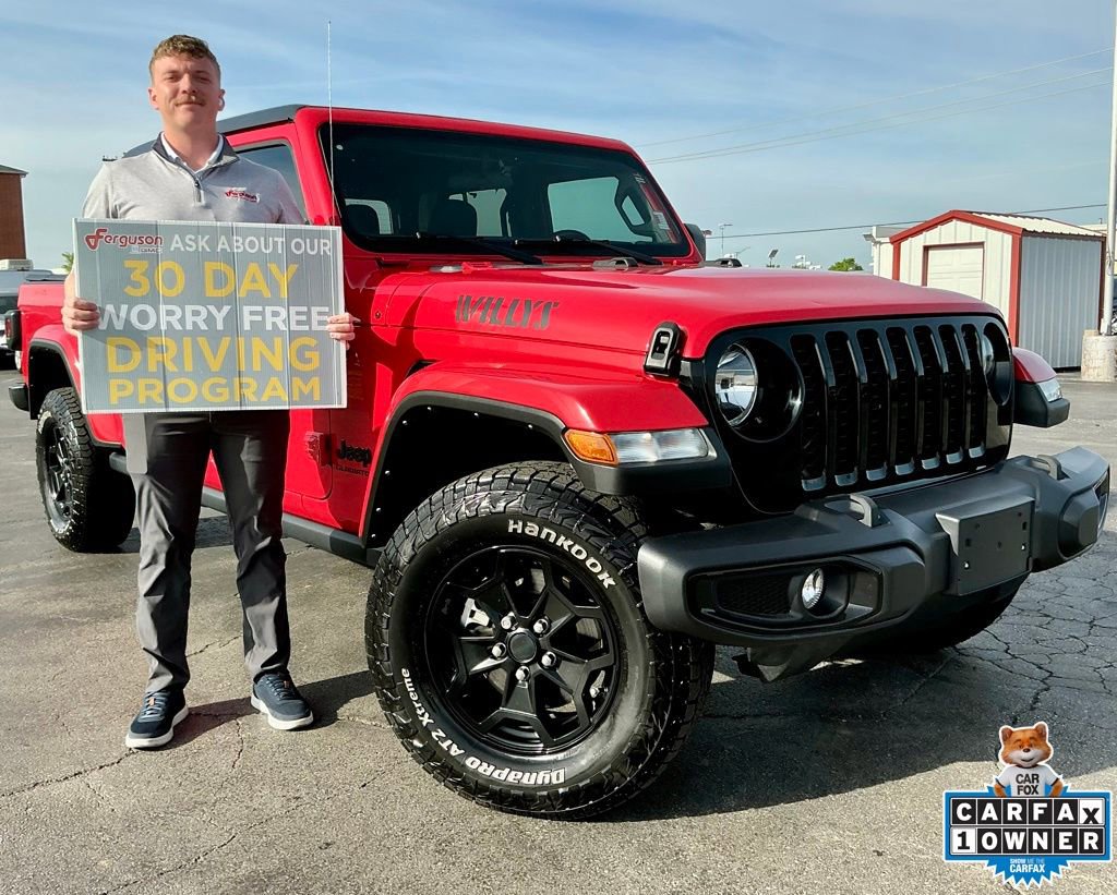 Used 2022 Jeep Gladiator Willys image 1