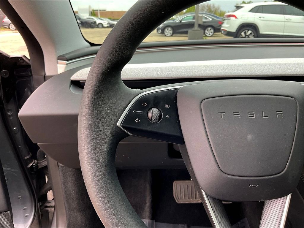 Used 2024 Tesla Model 3 Standard Range RWD image 11