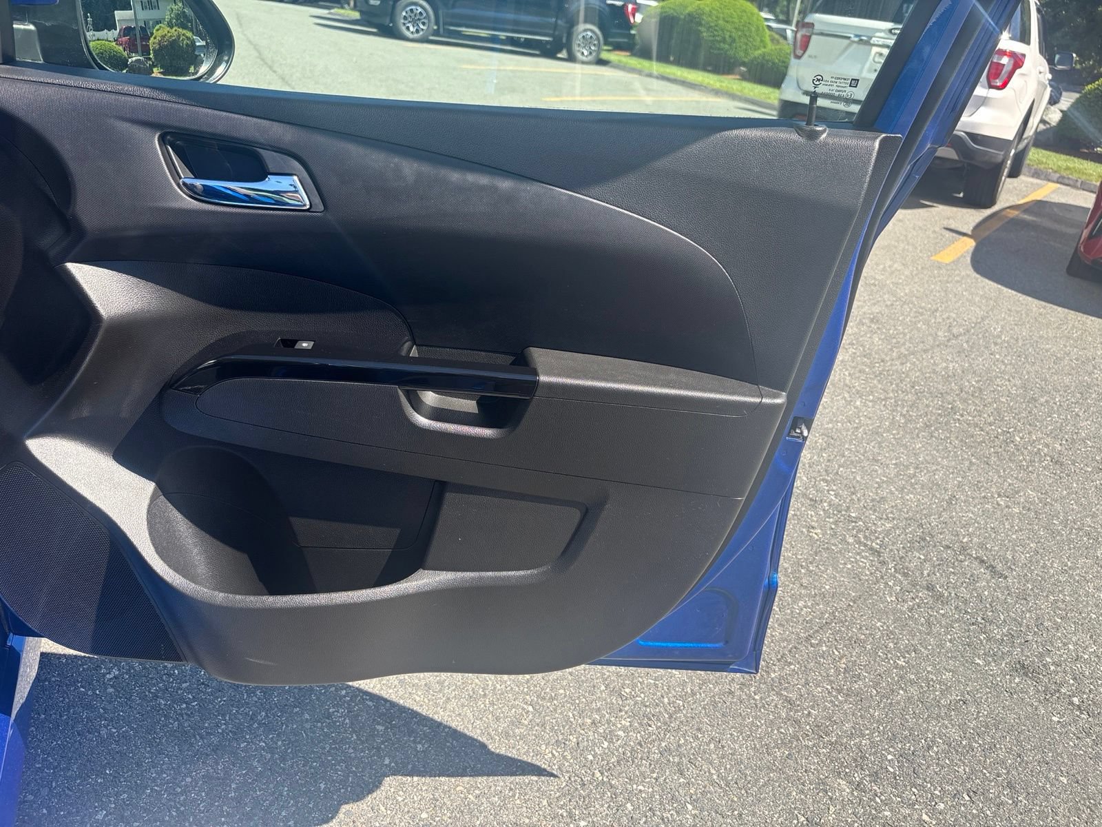 Used 2019 Chevrolet Sonic LT w/ Convenience Package FWD image 45
