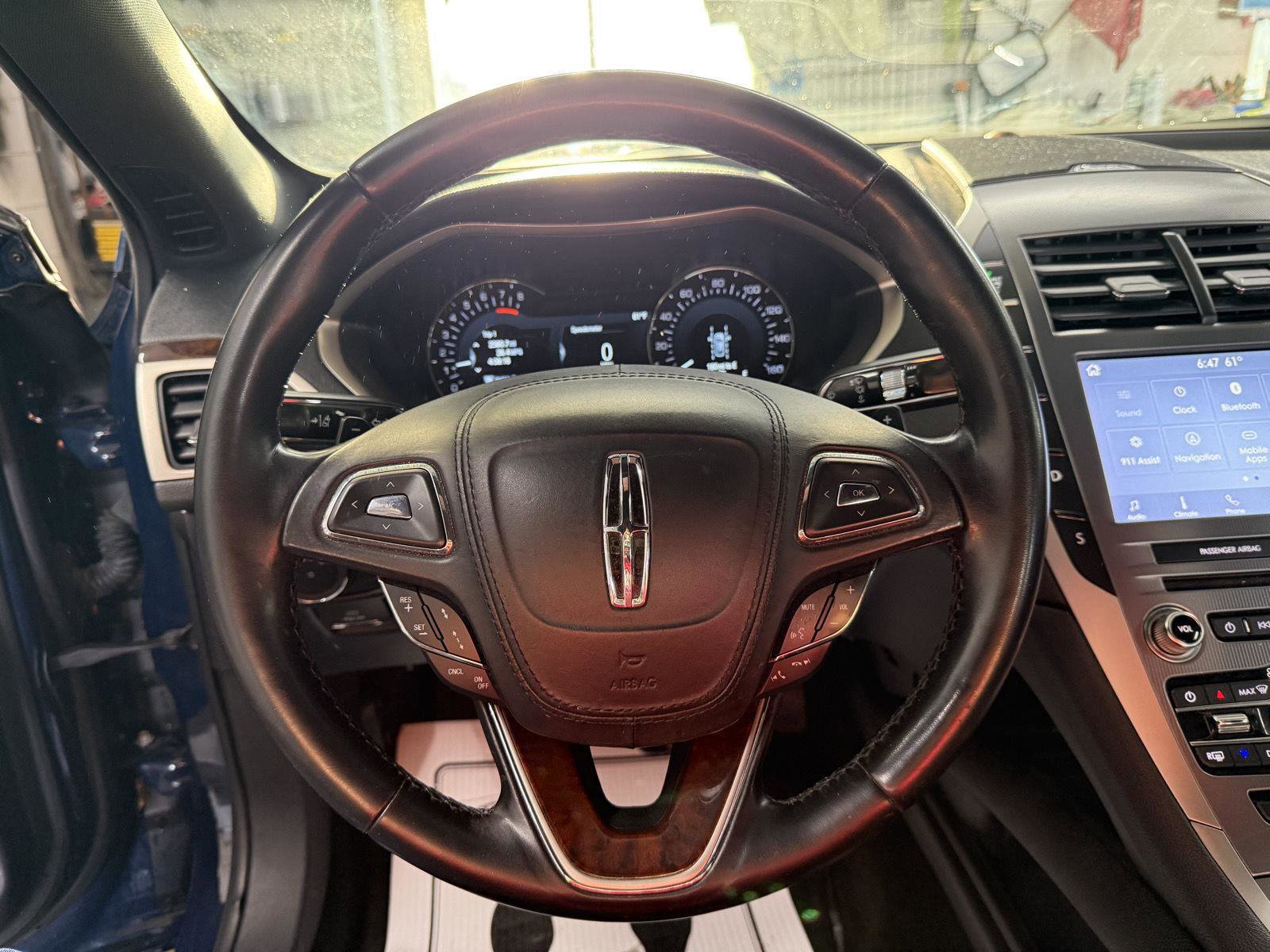 Used 2020 Lincoln MKZ Reserve w/ Elements Package image 14