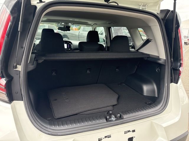 Used 2023 Kia Soul EX image 21