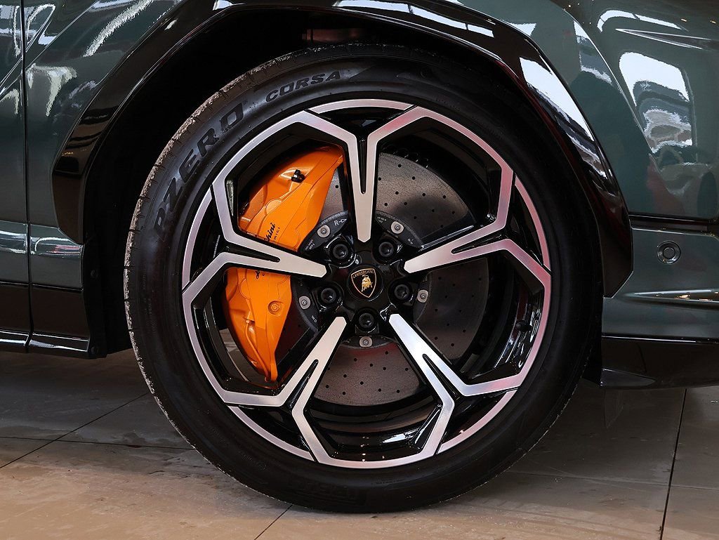 Used 2023 Lamborghini Urus S image 11