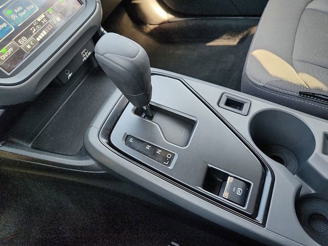 Certified 2025 Subaru Crosstrek 2.0i image 25