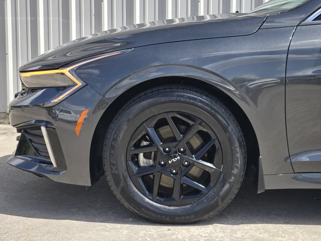 Used 2025 Kia K5 LXS FWD image 11