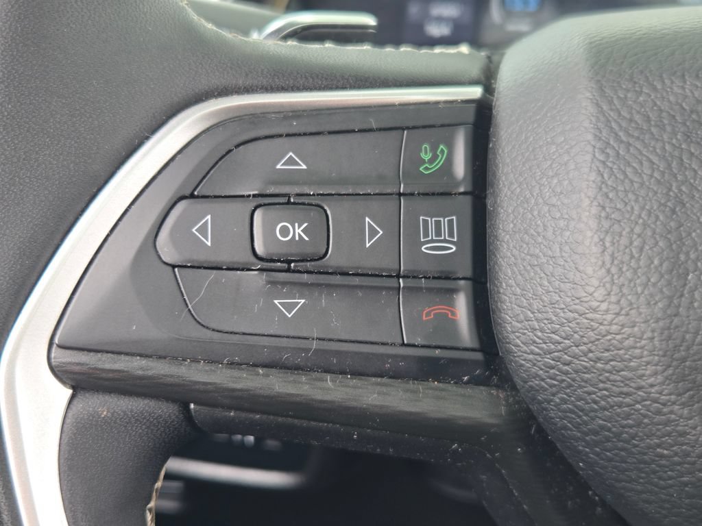 Certified 2023 Jeep Grand Cherokee Altitude AWD/4WD image 7