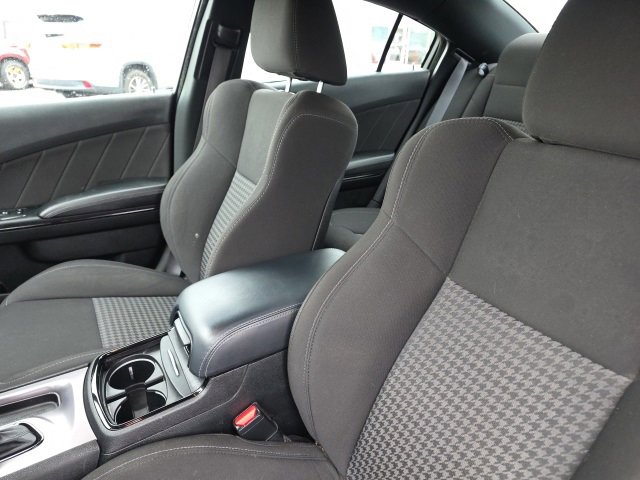 Used 2023 Dodge Charger R/T w/ Blacktop Package image 9