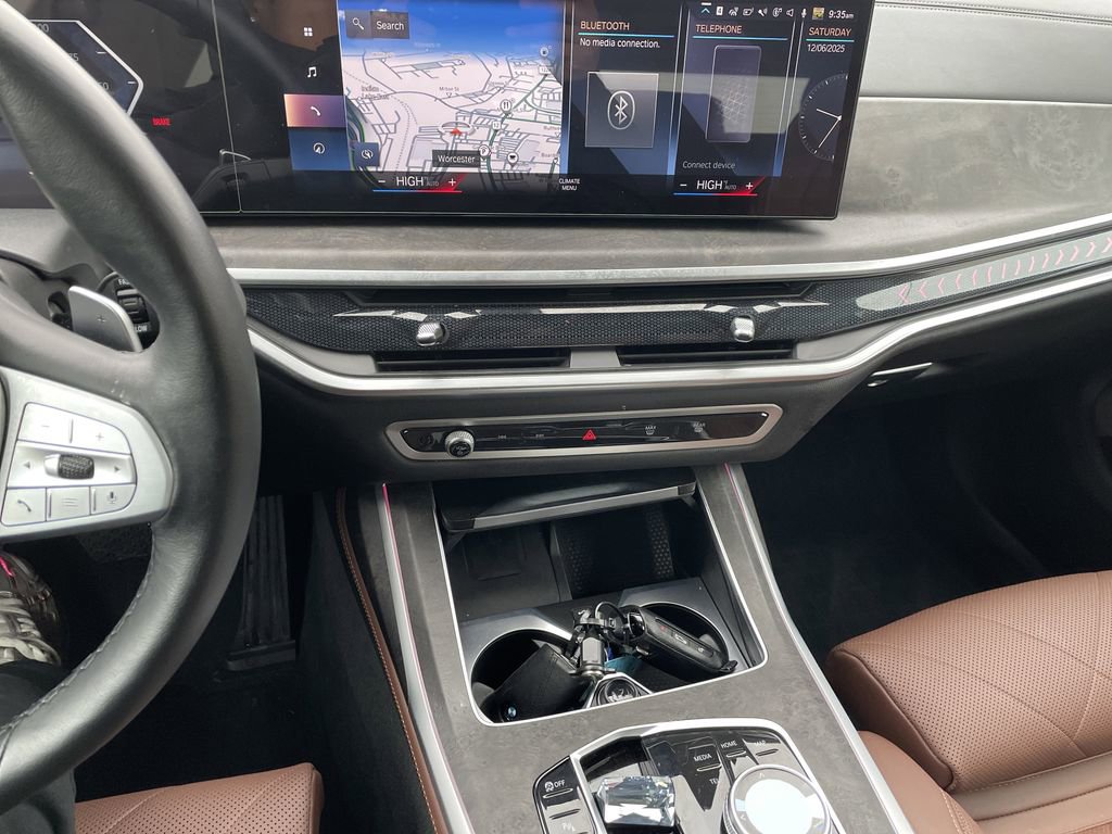 Used 2023 BMW X7 xDrive40i w/ Premium Package image 18