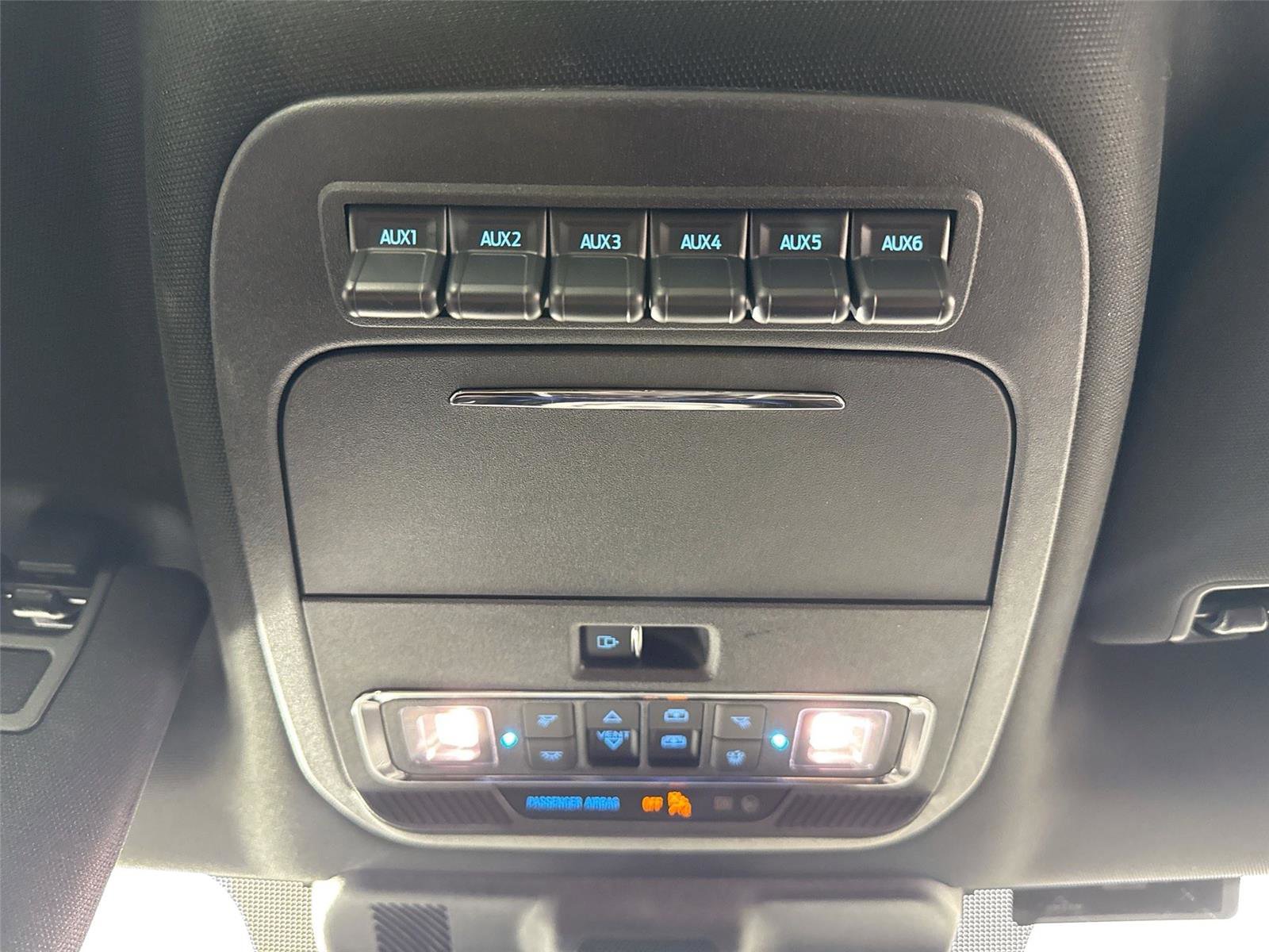Used 2025 Ford F150 Raptor image 23