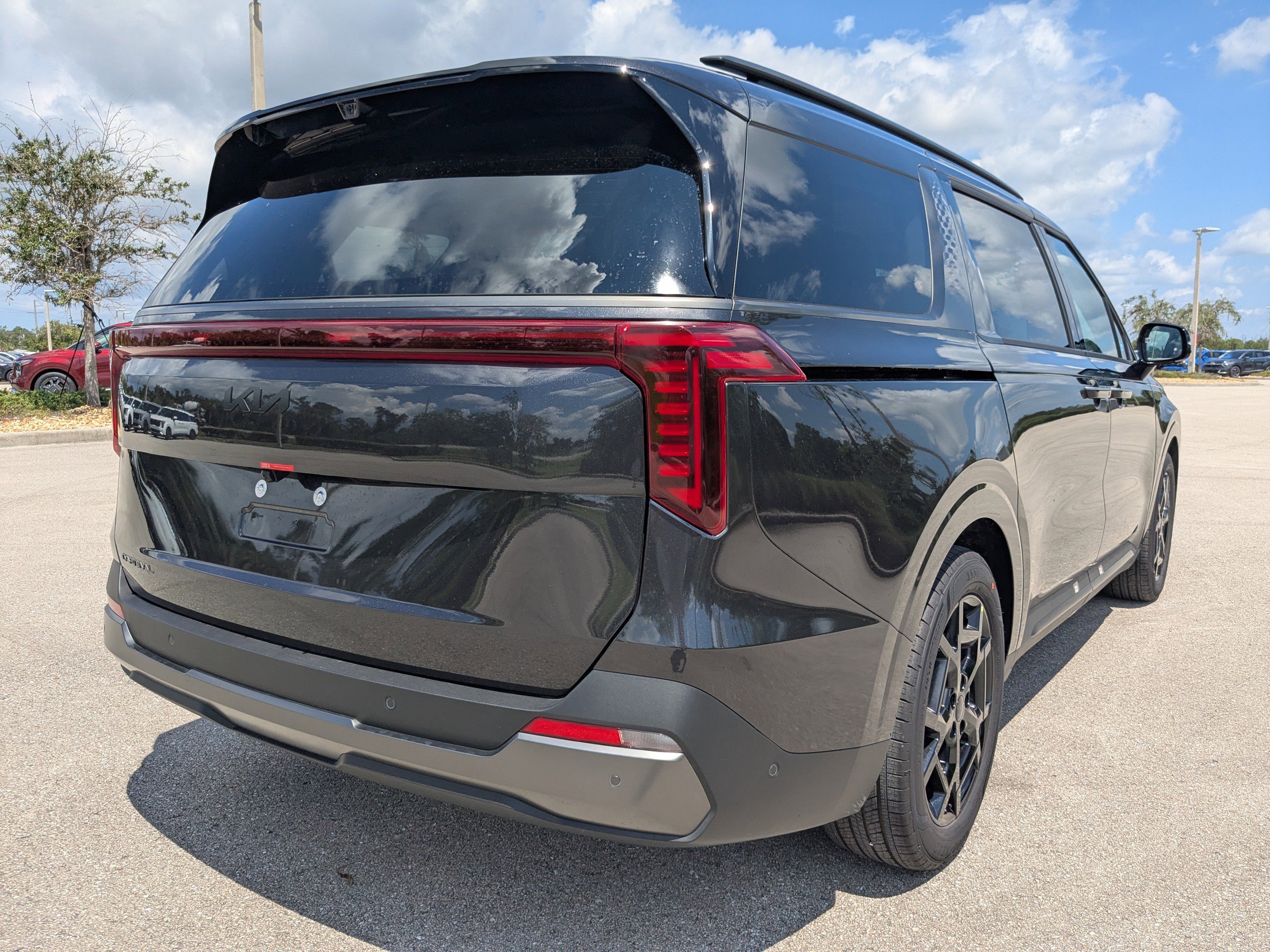 New 2026 Kia Carnival SX Prestige image 5
