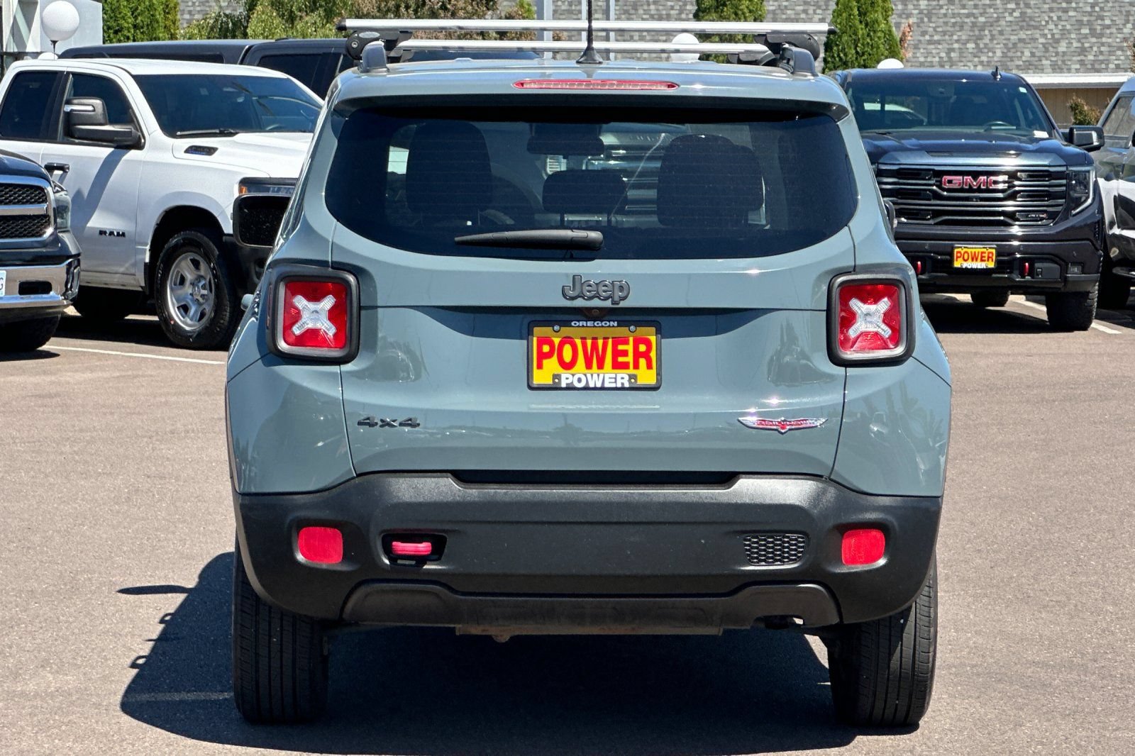 Used 2016 Jeep Renegade Trailhawk AWD/4WD image 5
