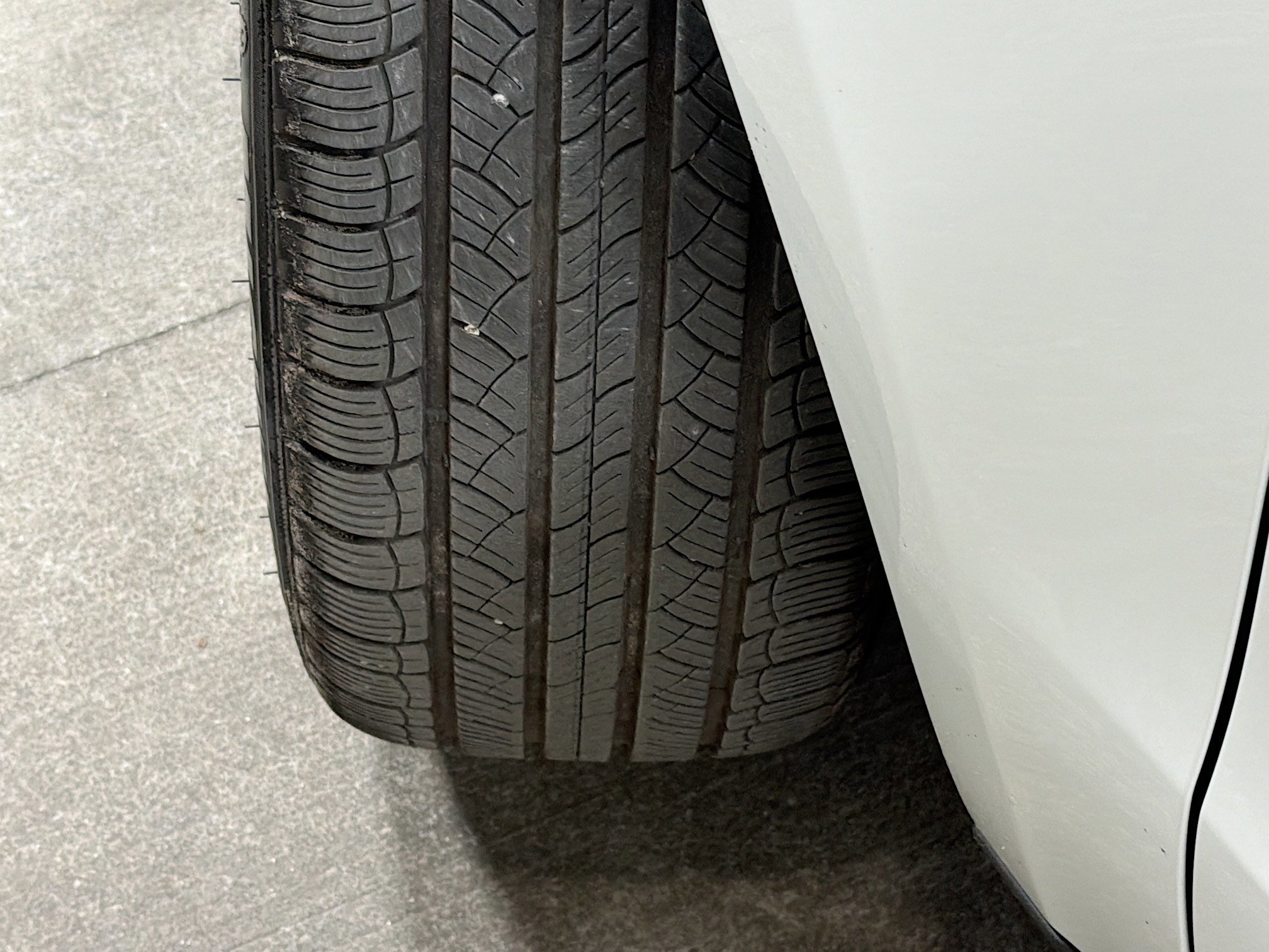 Used 2025 Porsche Macan image 41