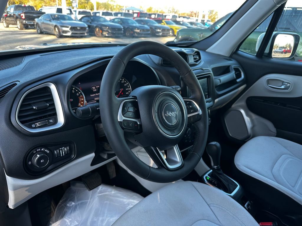 Used 2021 Jeep Renegade Latitude image 51