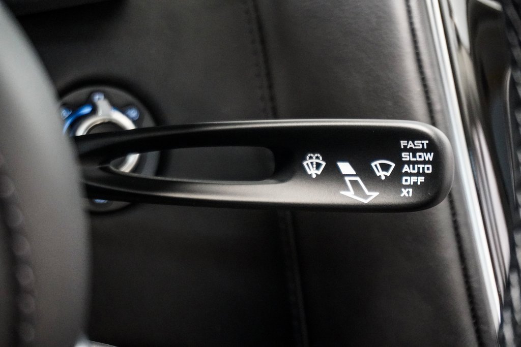 Used 2021 McLaren GT image 14