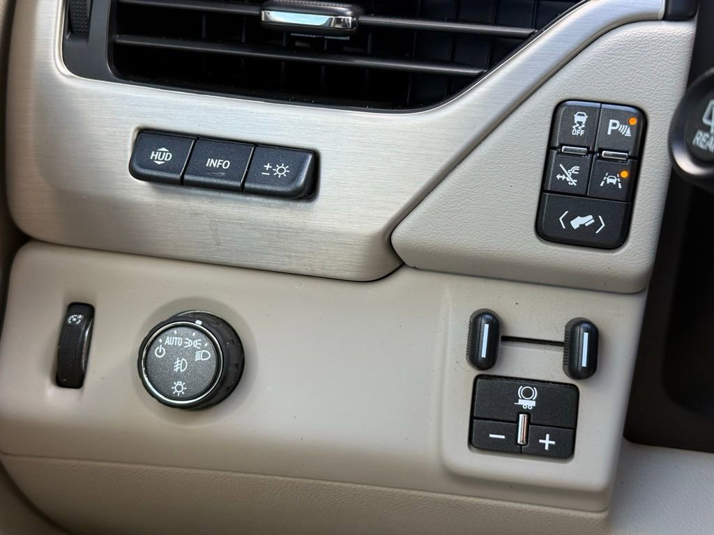 Used 2019 GMC Yukon XL Denali w/ Denali Ultimate Package image 17