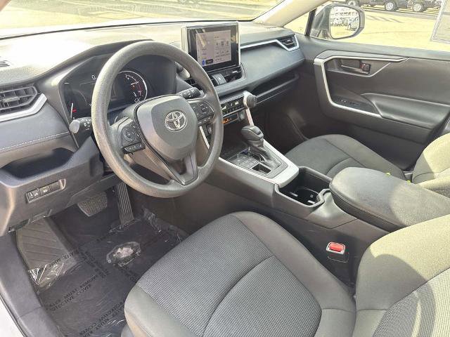 Used 2024 Toyota RAV4 LE image 20