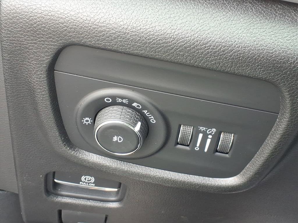 Certified 2021 Jeep Grand Cherokee L Limited image 22