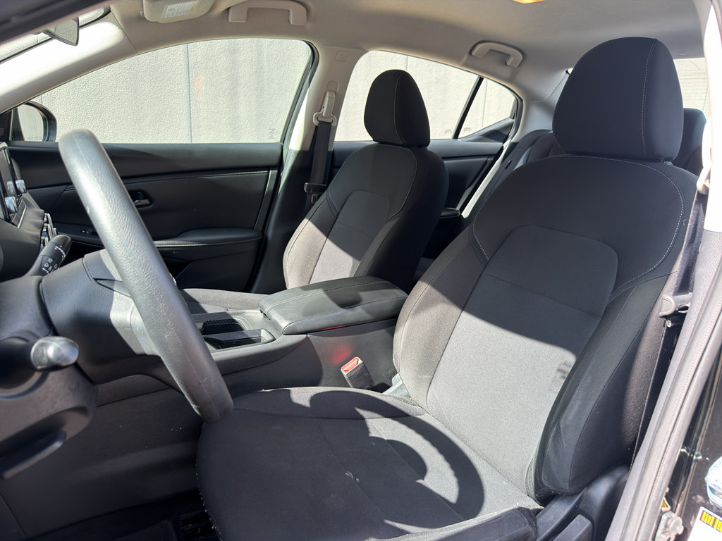 Certified 2025 Nissan Sentra S FWD image 10