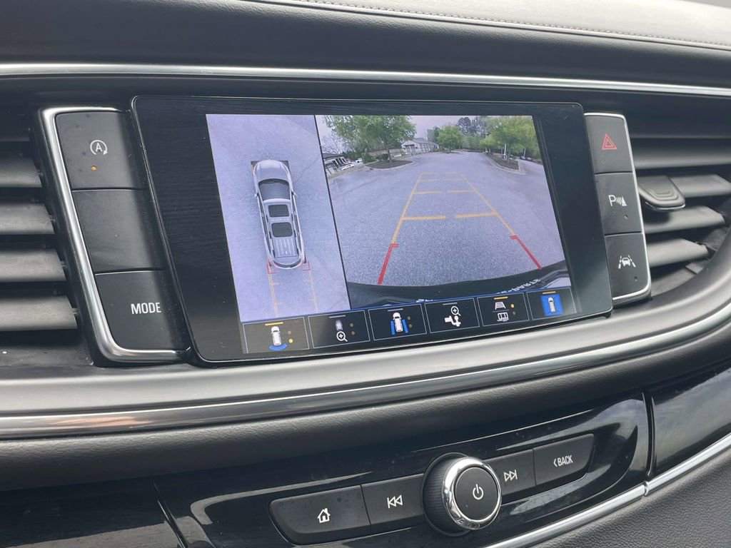 Used 2023 Buick Enclave Avenir w/ Avenir Technology Package FWD image 27