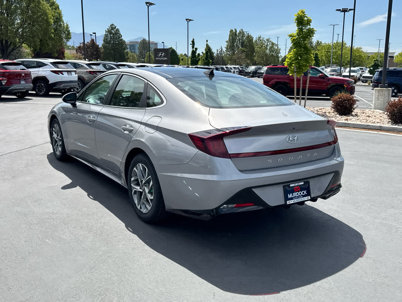 Used 2023 Hyundai Sonata SEL w/ Convenience Package FWD image 4