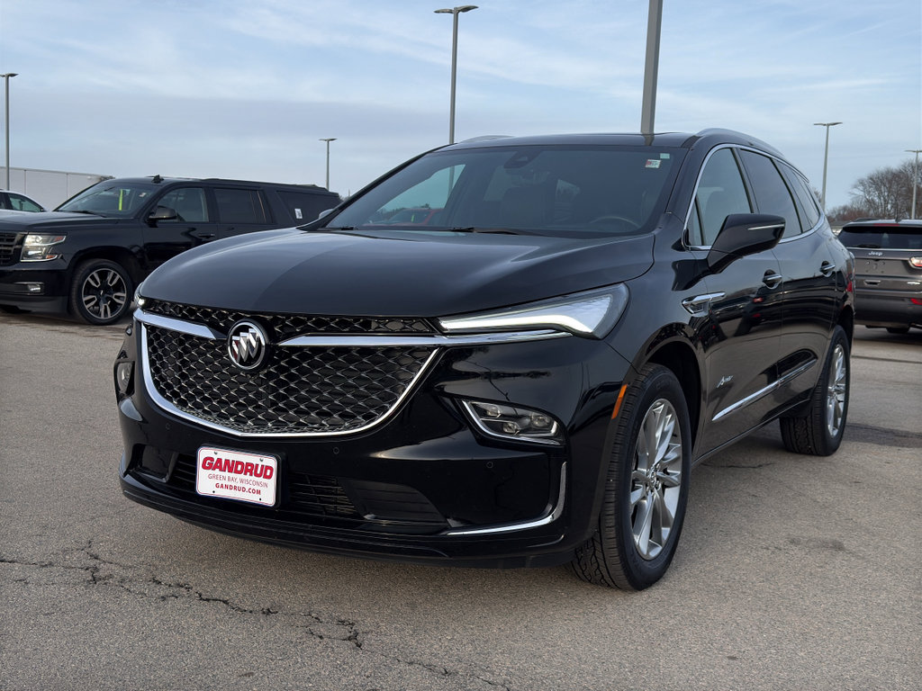 Used 2023 Buick Enclave Avenir w/ Avenir Technology Package image 2