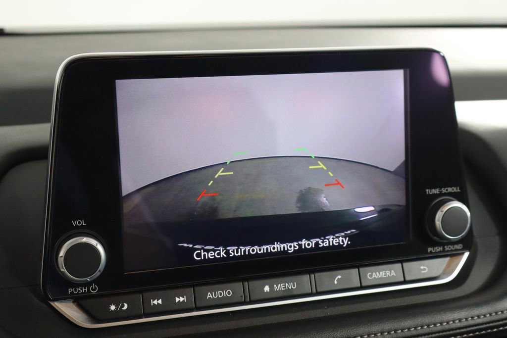 Used 2025 Nissan Rogue S image 35