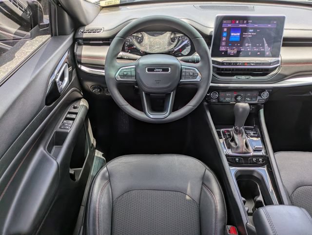 Certified 2023 Jeep Compass Trailhawk w/ Trailer Tow Group AWD/4WD image 12