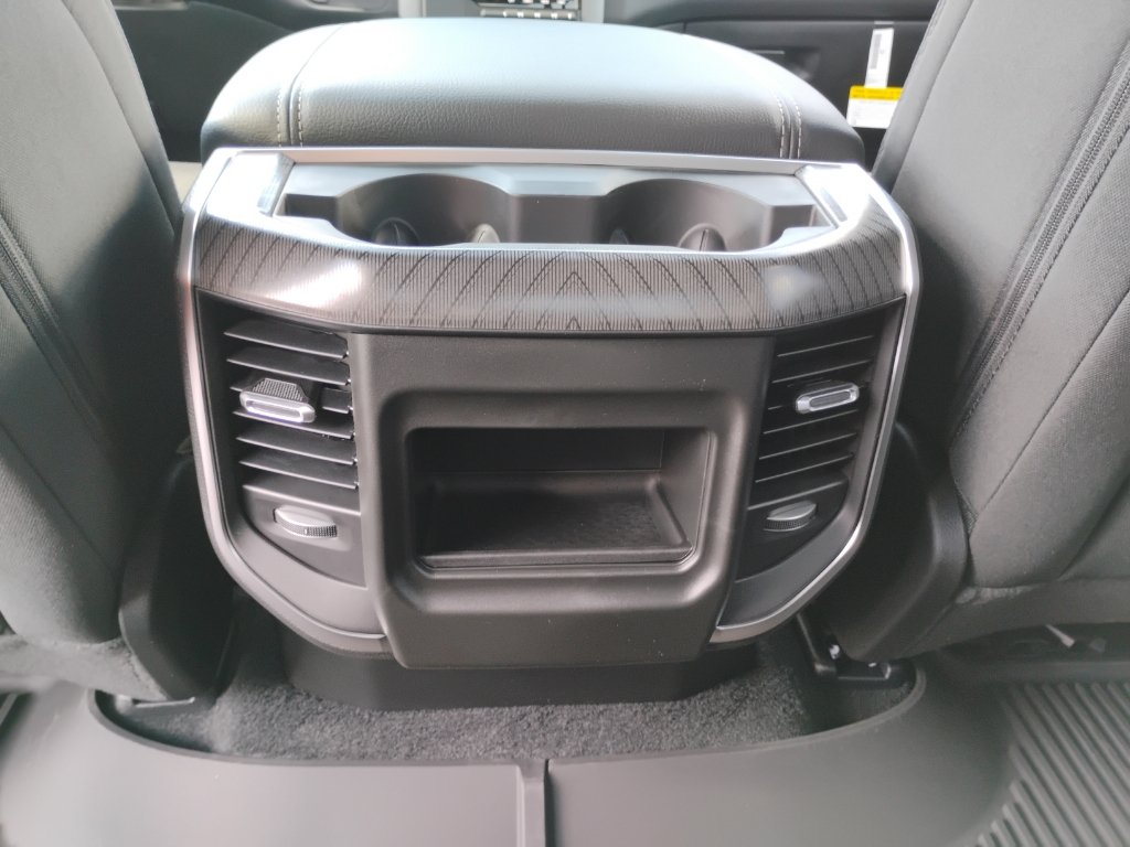 New 2027 RAM 1500 Big Horn w/ Night Edition AWD/4WD image 18